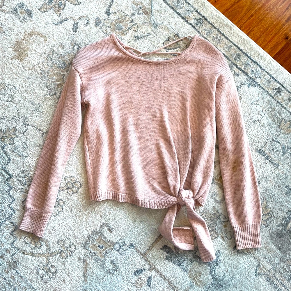Pink shirt with a tie at the bottom!